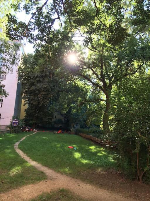 Byt V Srdci Zizkova Praha 3 Exteriér fotografie